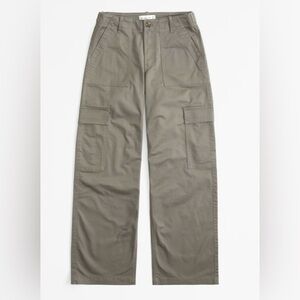 Abercrombie & Fitch Olive Cargo Pants Never worn